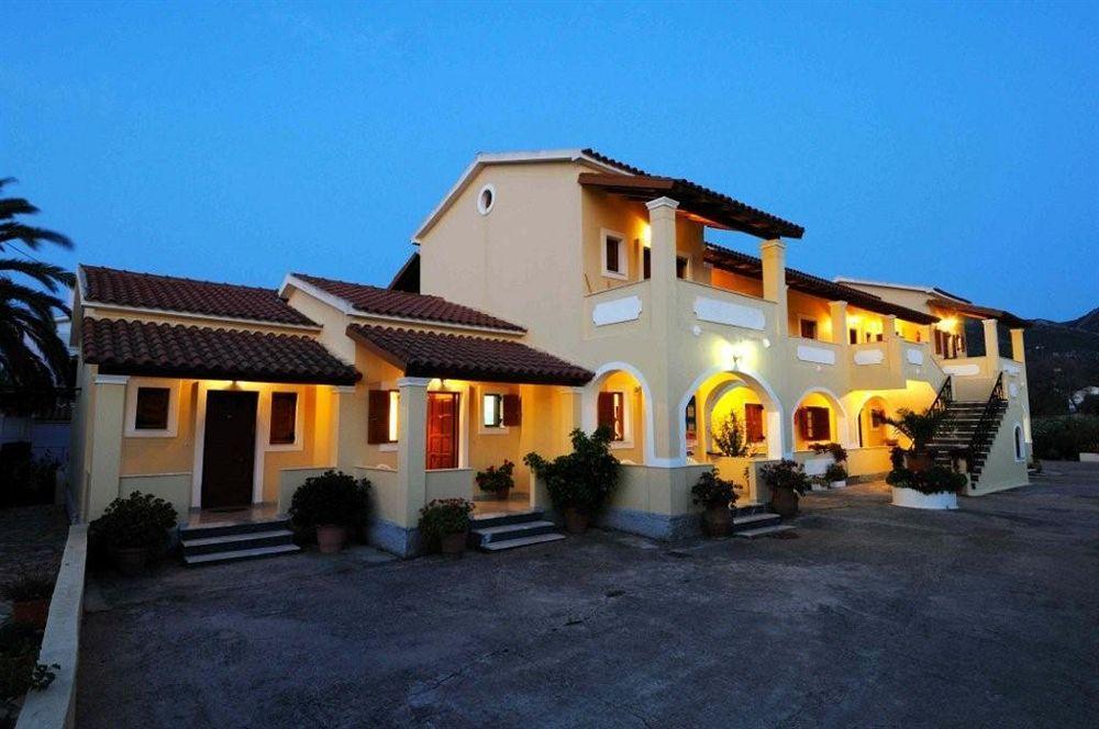 Feeloxenia Corfu Apartments Acharavi  Exteriör bild