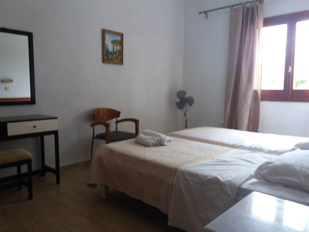 Feeloxenia Corfu Apartments Acharavi  Exteriör bild