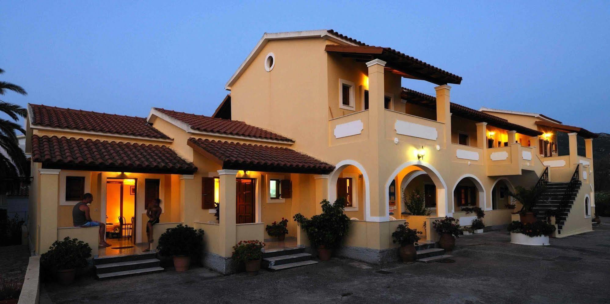Feeloxenia Corfu Apartments Acharavi  Exteriör bild