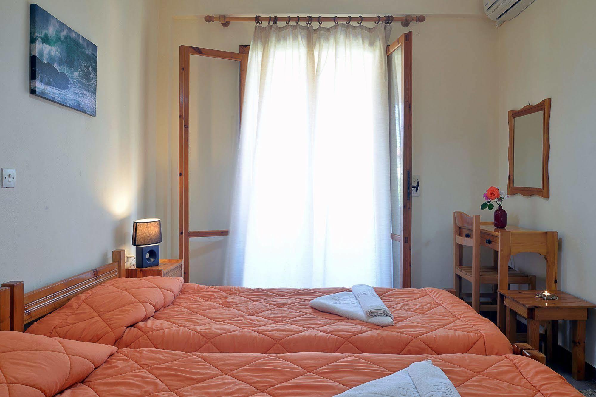 Feeloxenia Corfu Apartments Acharavi  Exteriör bild