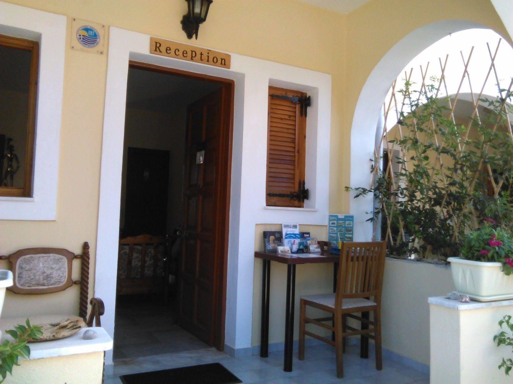 Feeloxenia Corfu Apartments Acharavi  Exteriör bild